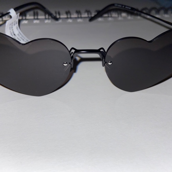 Saint Laurent Lou Lou Heart Shaped Sunglasses - Picture 2 of 4